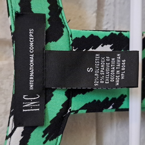 International Concepts Green/Black/White Bead & Gem Formal Dress. Size Small NWT - Picture 10 of 14